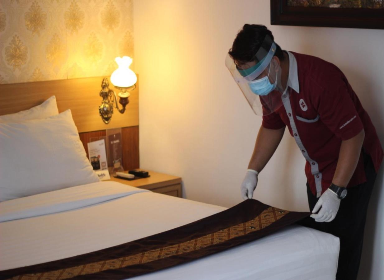 The Cube Hotel Malioboro, Azana Hotels Collection Джокьякарта Экстерьер фото
