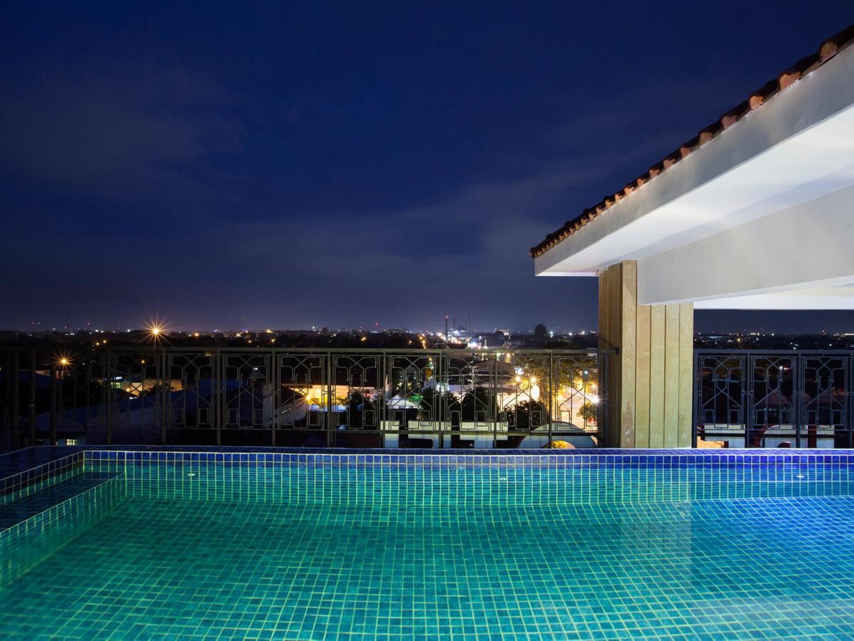 The Cube Hotel Malioboro, Azana Hotels Collection Джокьякарта Экстерьер фото