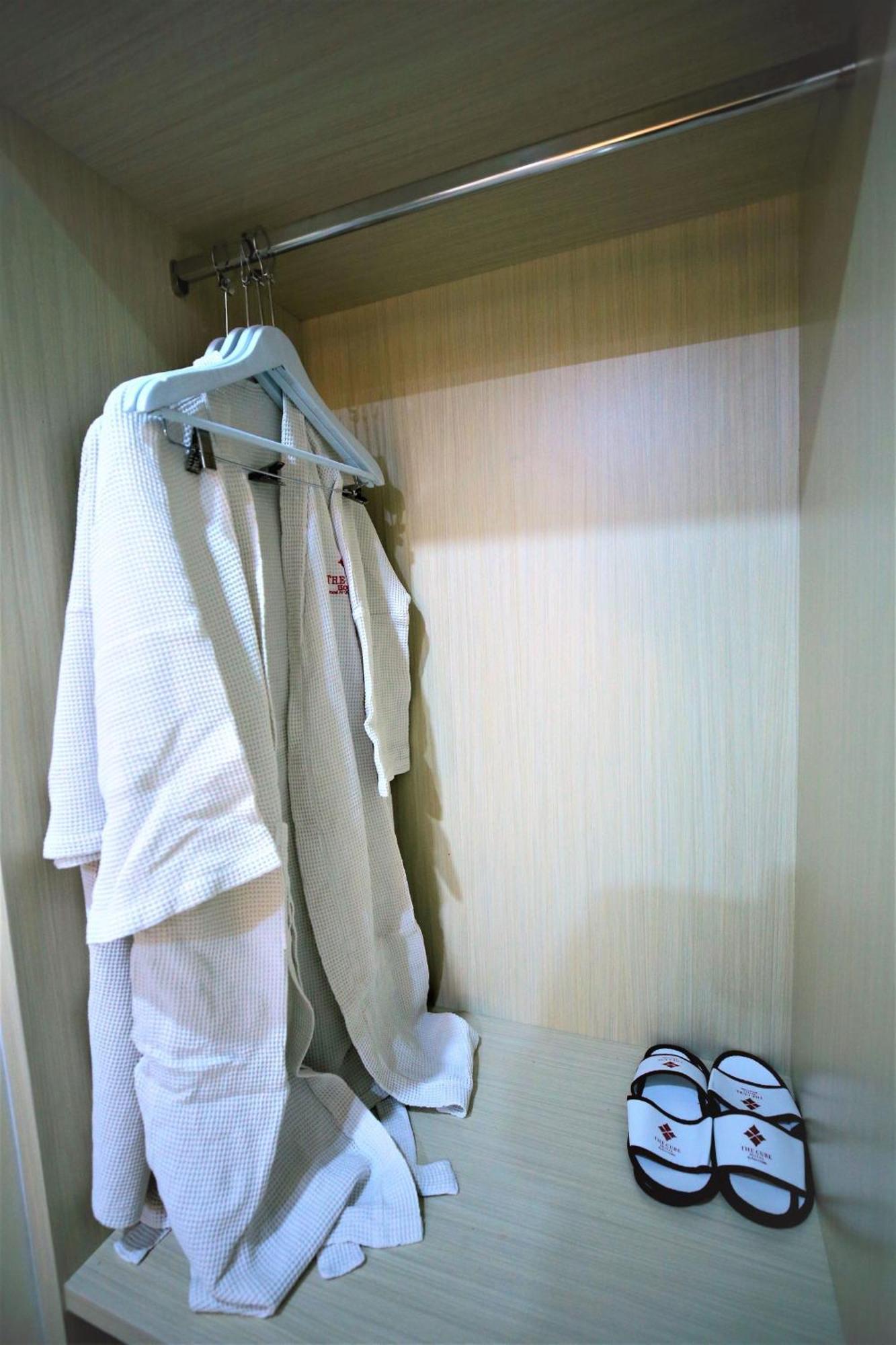 The Cube Hotel Malioboro, Azana Hotels Collection Джокьякарта Экстерьер фото