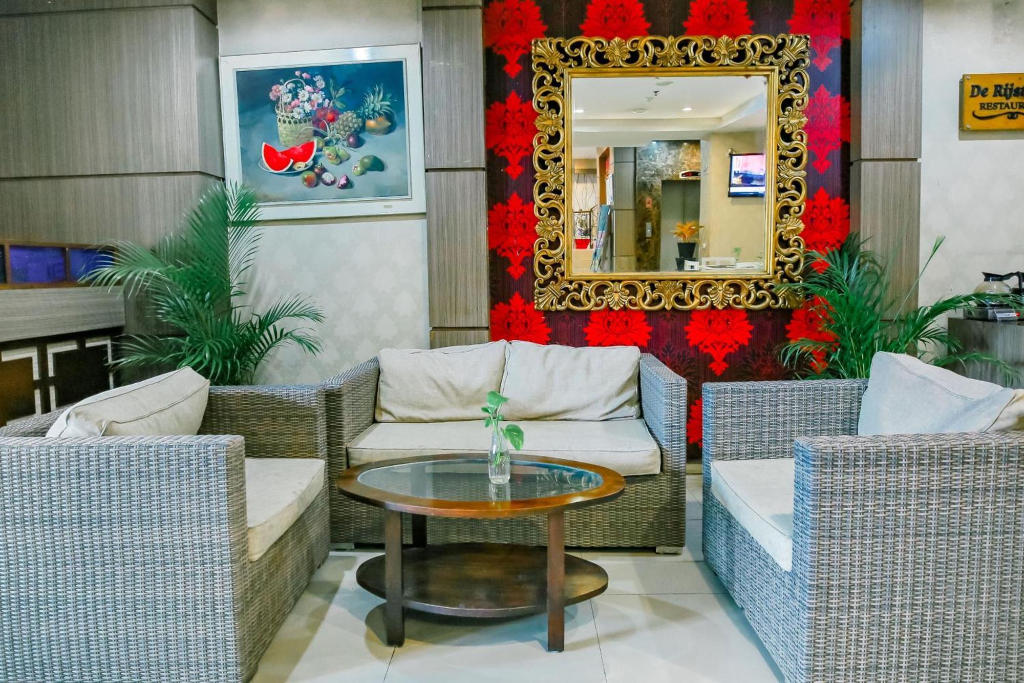 The Cube Hotel Malioboro, Azana Hotels Collection Джокьякарта Экстерьер фото