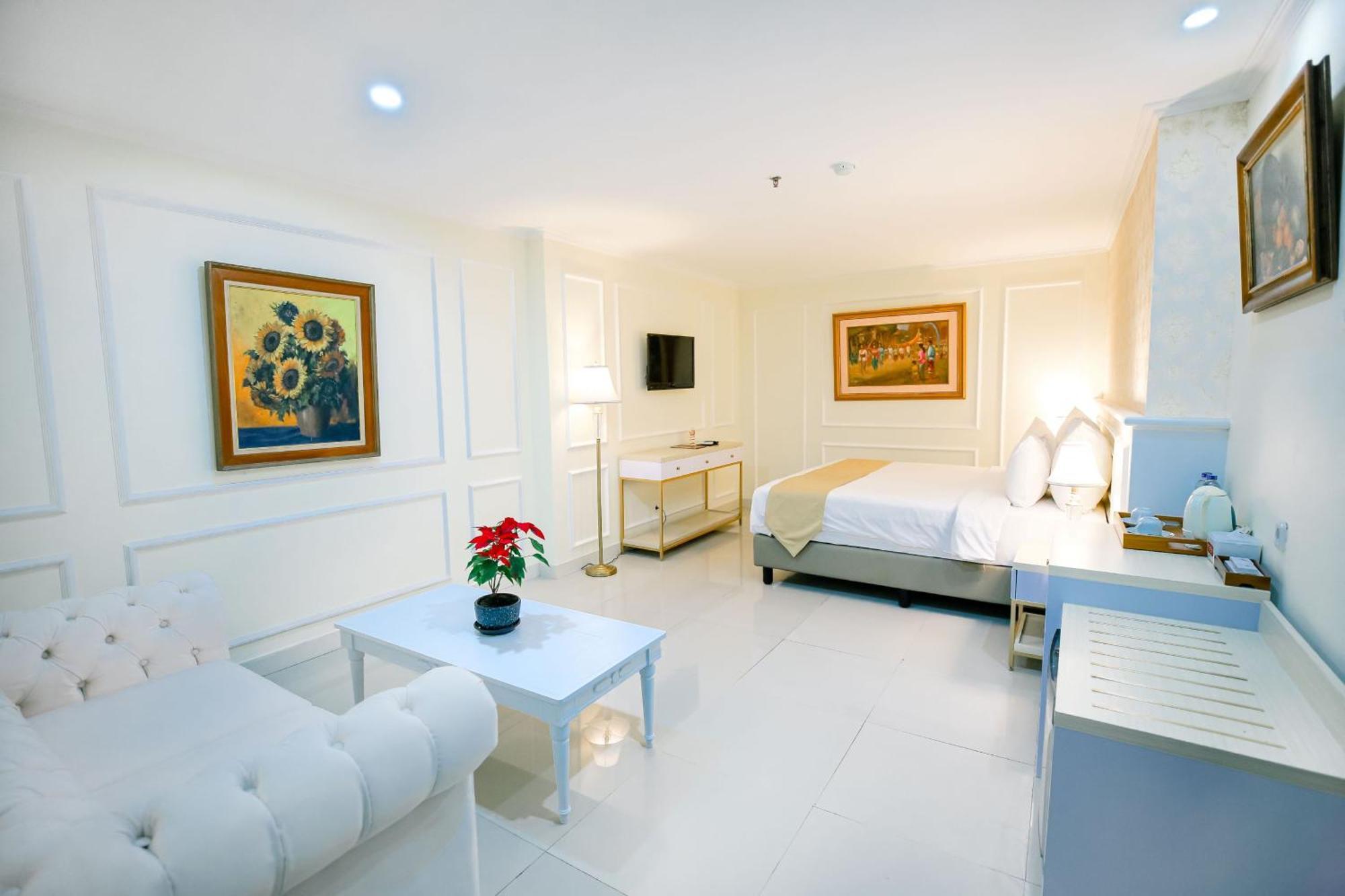 The Cube Hotel Malioboro, Azana Hotels Collection Джокьякарта Экстерьер фото