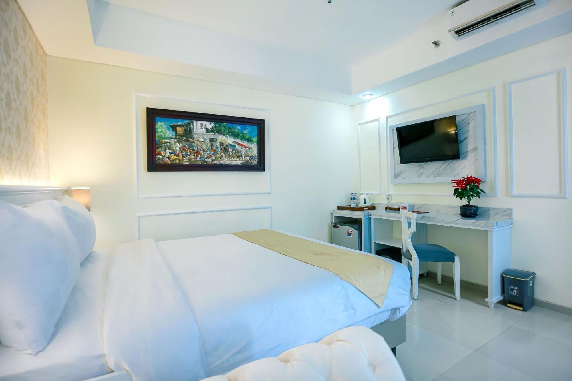 The Cube Hotel Malioboro, Azana Hotels Collection Джокьякарта Экстерьер фото